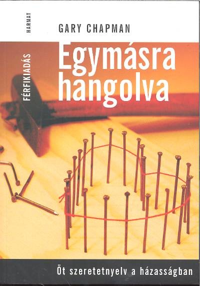 EGYMÁSRA HANGOLVA FÉRFIKIADÁS